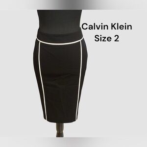 CALVIN KLEIN SIZE 2 BLACK SKIRT WITH WHITE TRIM VERY GENTLY WORN
